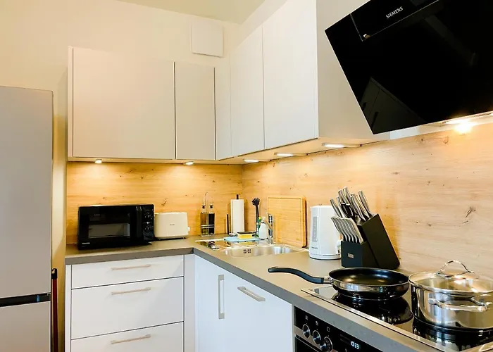 Uniqe- 6 Pers - Design - Fair - Sky-tv - Parking Appartement Augsburg